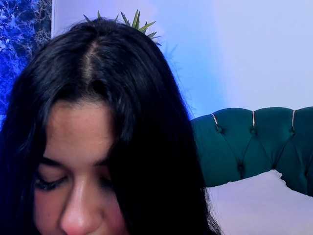 NaomiVelourX