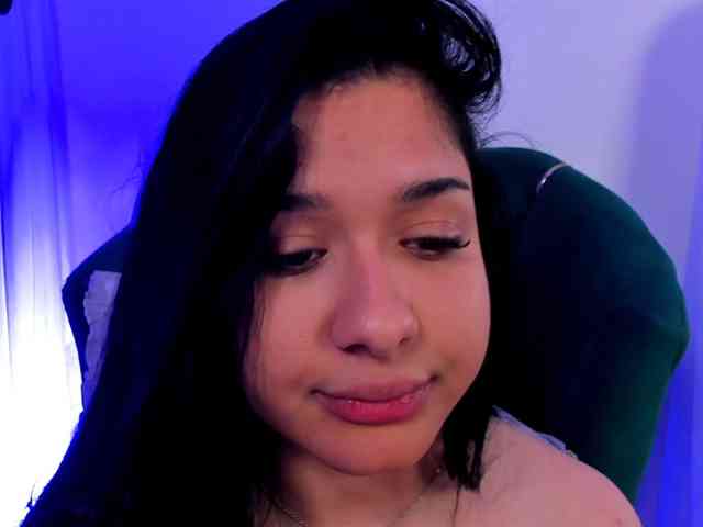 NaomiVelourX