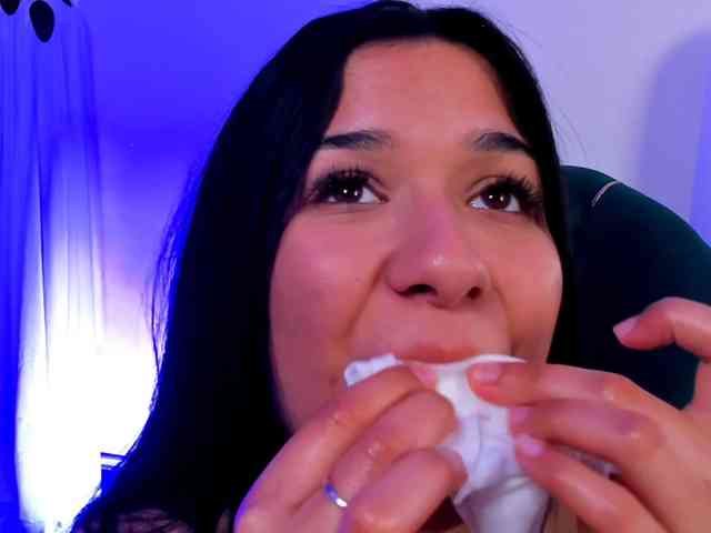 NaomiVelourX