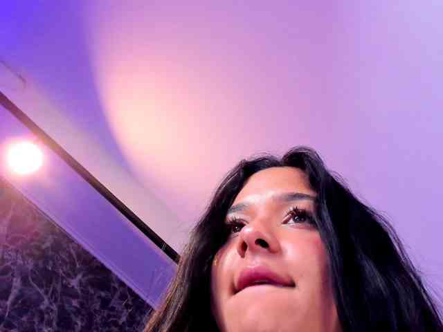 NaomiVelourX
