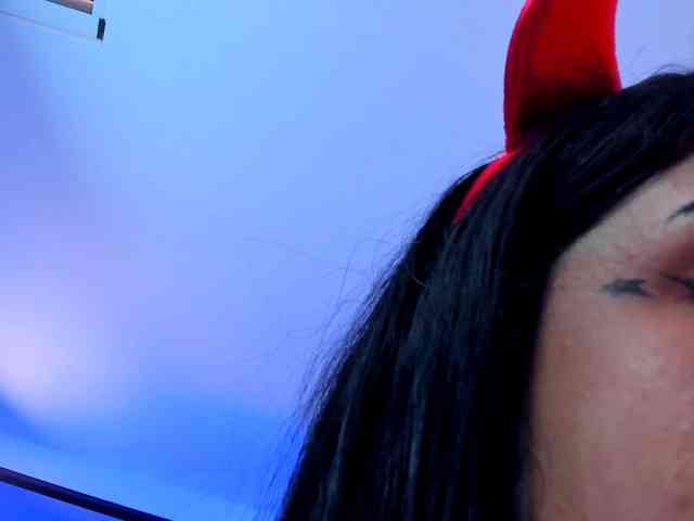 NaomiVelourX