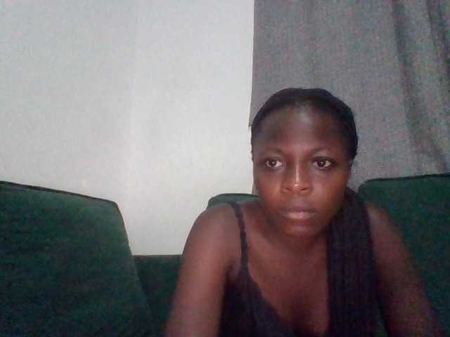 SoniaJolly live cam on BongaCams