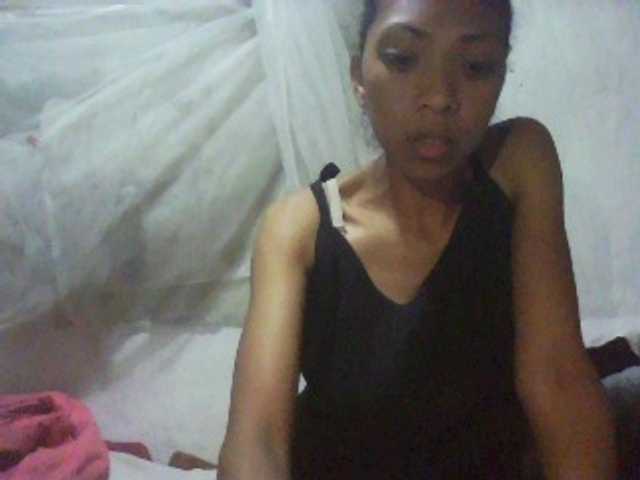 Liantsoa101 live cam on BongaCams