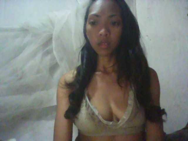 Liantsoa101 live cam on BongaCams