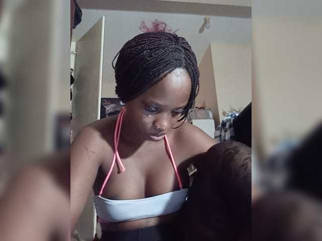 Lovergirll webcam