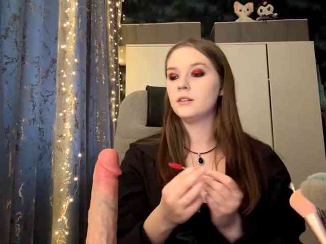 AngelikaReinik webcam