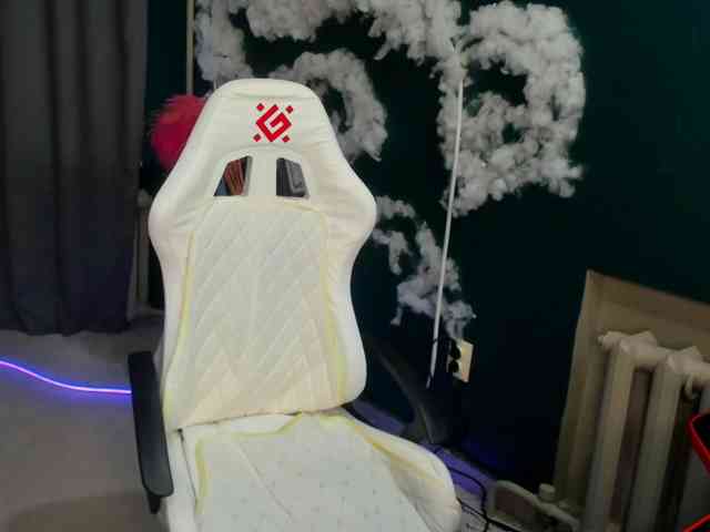 EmeliGlowr