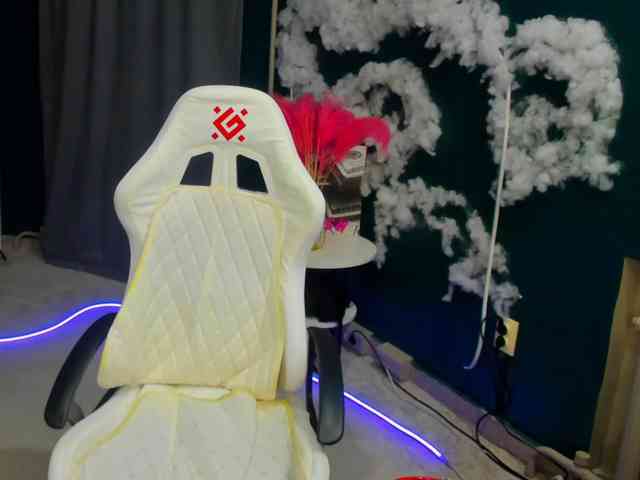 EmeliGlowr