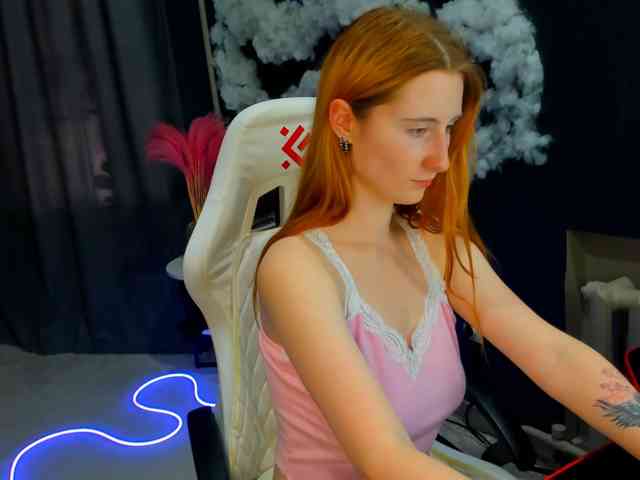 EmeliGlowr