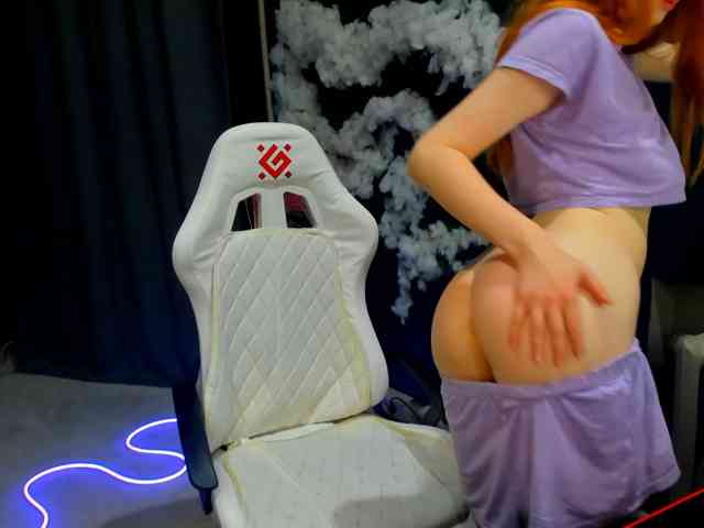 EmeliGlowr