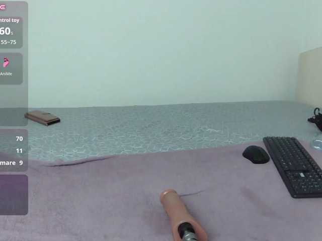 Giuliafoxx live cam preview