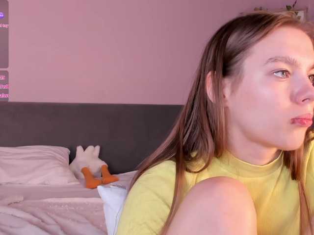St1Ormy live cam on BongaCams
