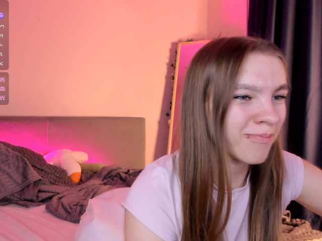 St1Ormy live cam on BongaCams