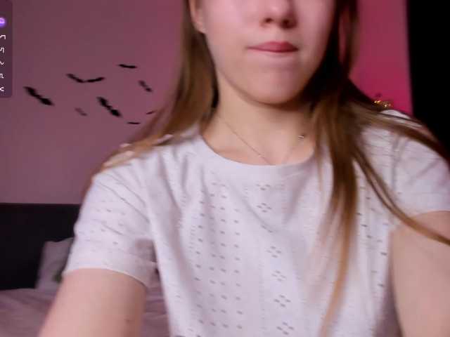 St1Ormy live cam on BongaCams