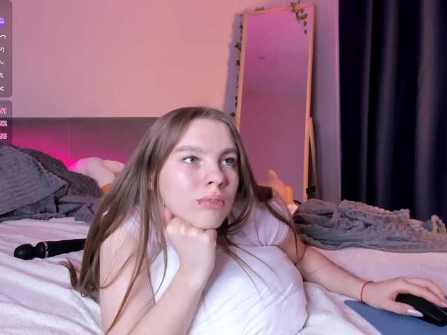 St1Ormy live cam on BongaCams