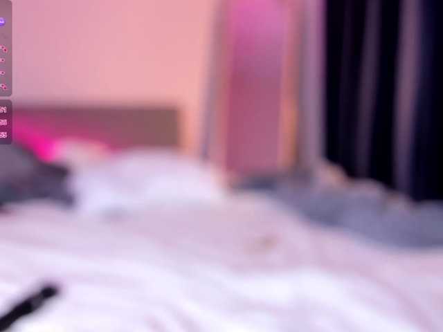 St1Ormy live cam on BongaCams