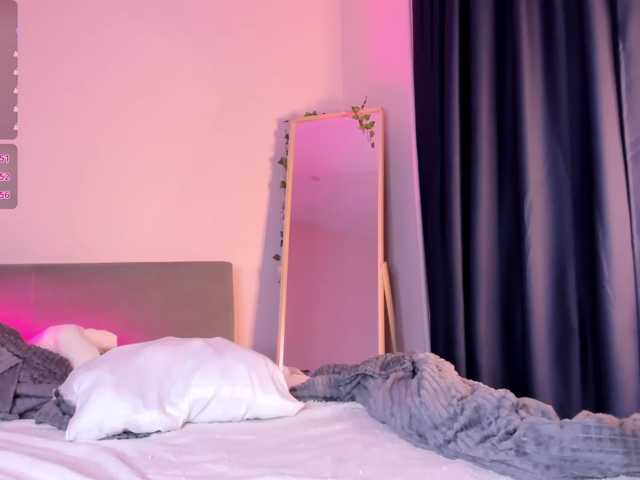 St1Ormy live cam on BongaCams