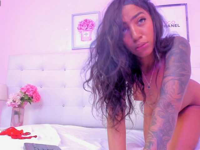 KatelynRyan live cam on BongaCams