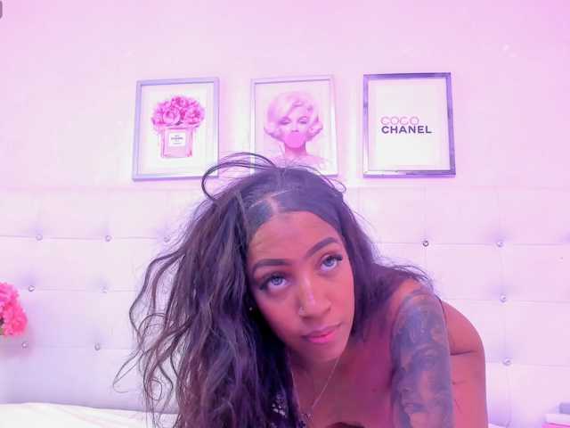 KatelynRyan live cam on BongaCams