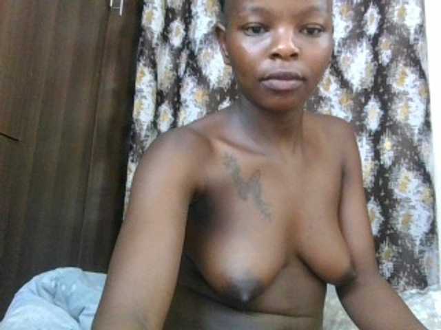 Ebonylayler live cam on BongaCams