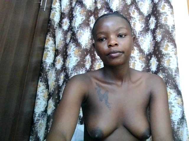 Ebonylayler live cam on BongaCams