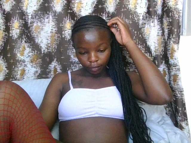 Ebonylayler live cam on BongaCams