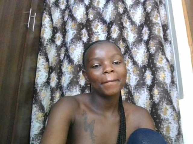 Ebonylayler live cam on BongaCams