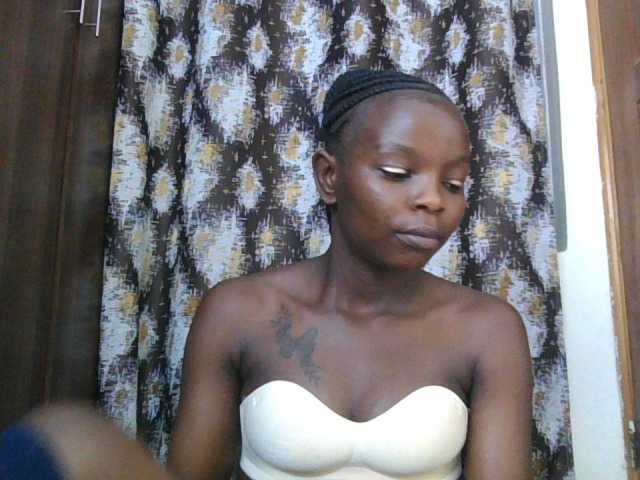 Ebonylayler live cam on BongaCams