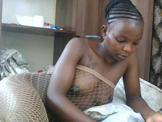 Ebonylayler live cam on BongaCams