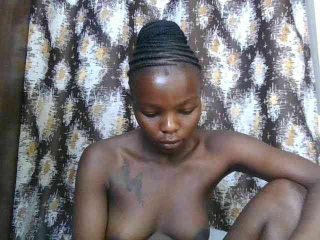 Model: Ebonylayler