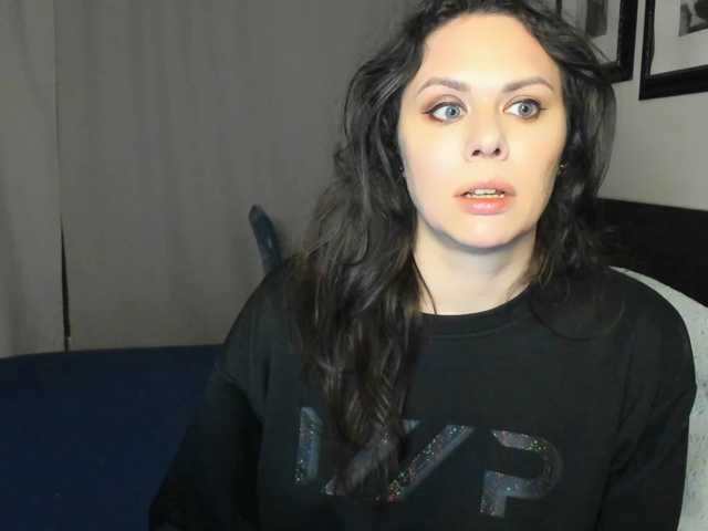 RubyGlow live cam on BongaCams
