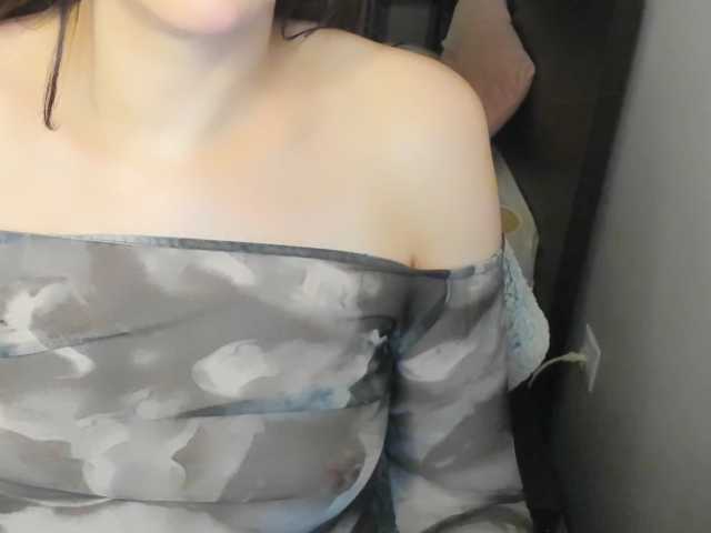 RubyGlow live cam on BongaCams