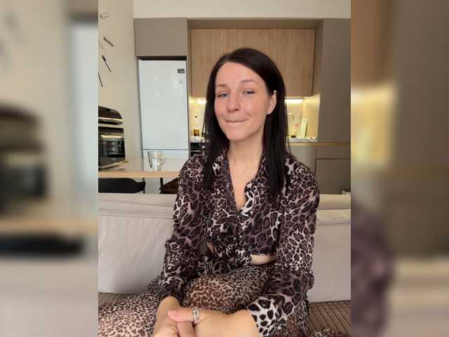promo_hub93 live cam on BongaCams