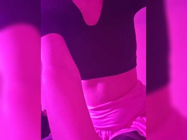 Viliya6 live cam on BongaCams