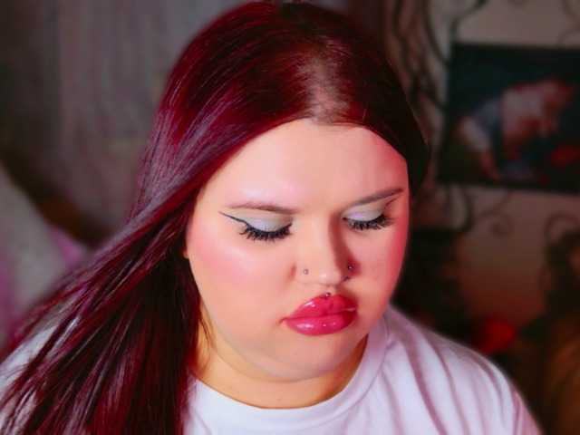 AivoriEvee live cam on BongaCams