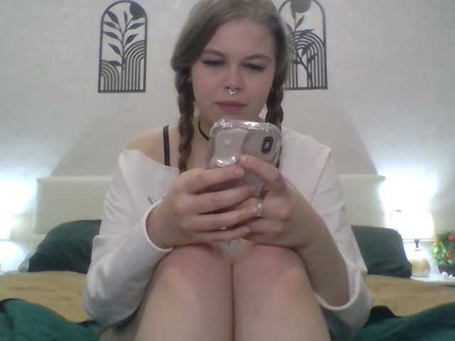 VaryaBelle live cam on BongaCams