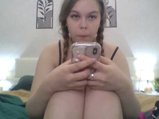 VaryaBelle live cam on BongaCams