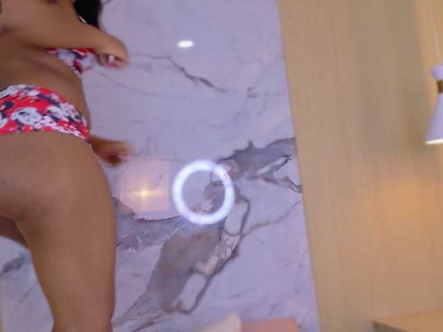 GrasyBenty live cam on BongaCams