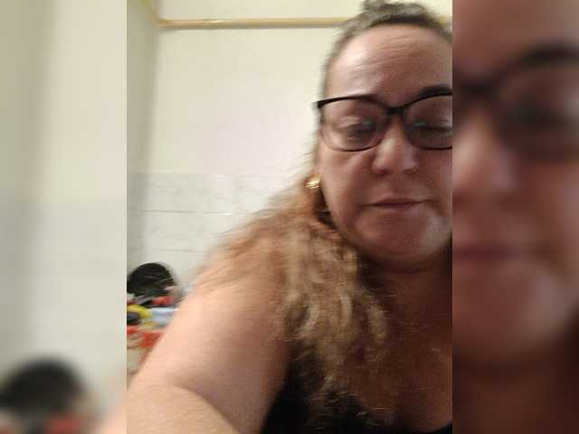 Claudia12 live cam on BongaCams