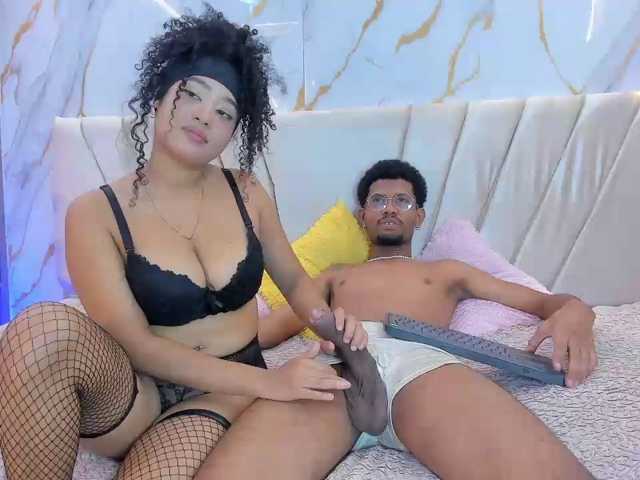 Zuri-Denzel69 live cam preview
