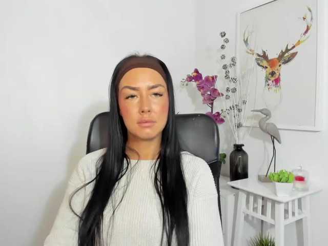 LauraCharm