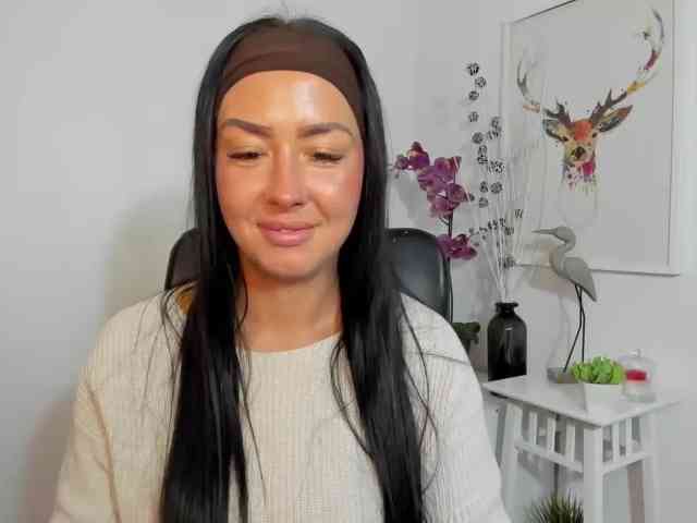 LauraCharm