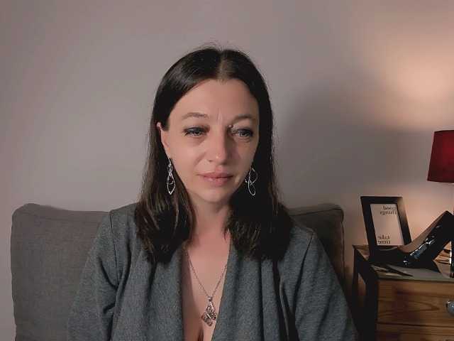 EdieHotLady live cam on BongaCams