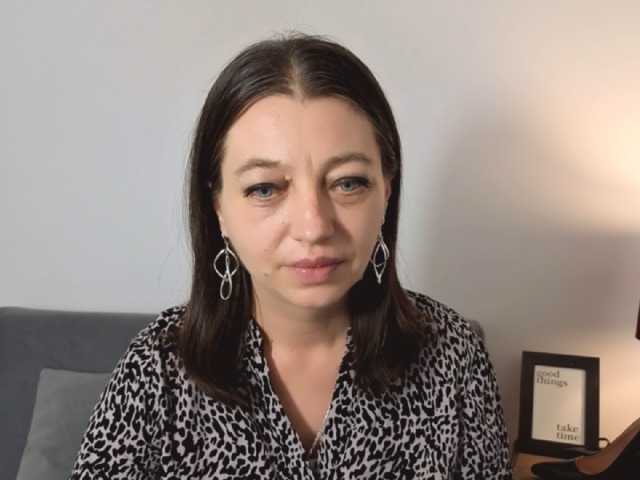 EdieHotLady live cam on BongaCams