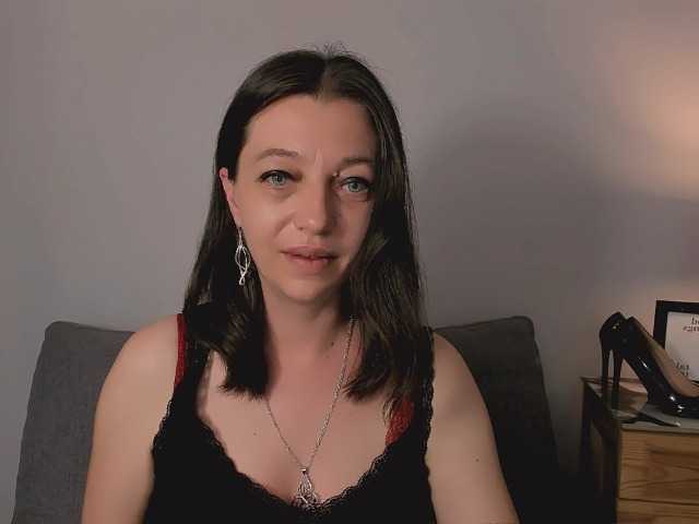 EdieHotLady live cam on BongaCams