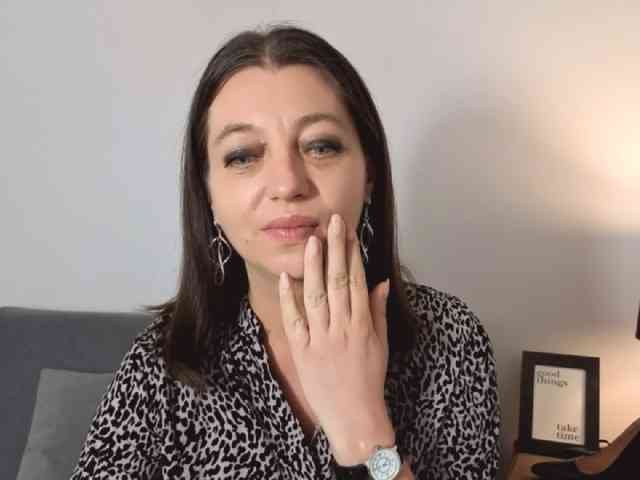 EdieHotLady