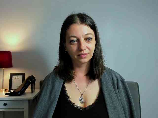 EdieHotLady