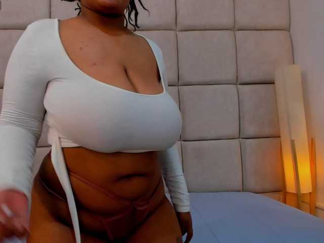 stefany1512 live cam on BongaCams