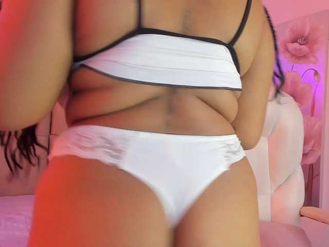 stefany1512 live cam on BongaCams