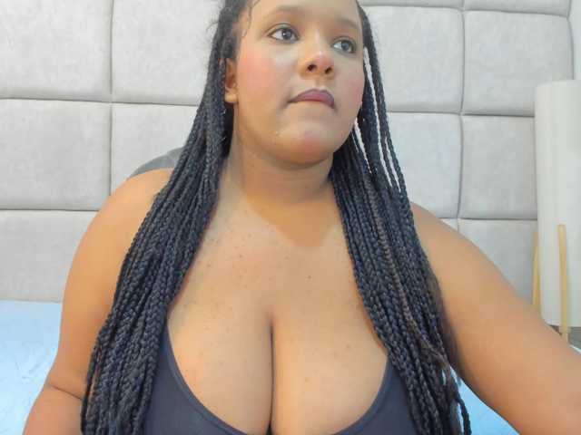 stefany1512 live cam on BongaCams